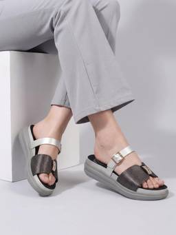 DENILL - Black Women’S Fashion Buckle Sandals Metallic Accent, Cushioned Sole