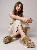 Beige color option, Currently selected