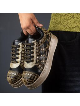 RETTROSE - Black Zareen Embroidered Wedding Sneakers