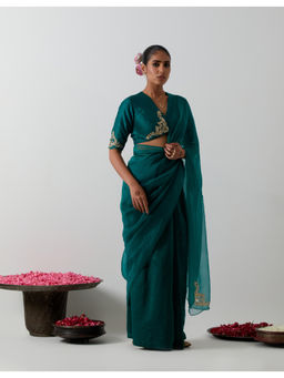 Vinusto - Emerald Green Chanderi & Katan Silk Pre-Drape Saree with Stitched Blouse