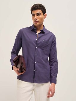 The Bear House - Men Purple Solid Shirt