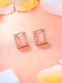 Pink color option, Currently selected