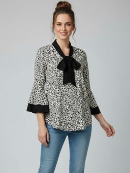 Qurvii - Crepe Floral Printed Regular Fit White Top