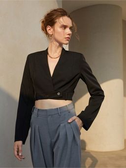 Outzidr - Women Cropped Black Blazer