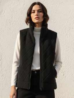 Outzidr - Women Sleeveless Zip Front Funnel Neck Black Jacket