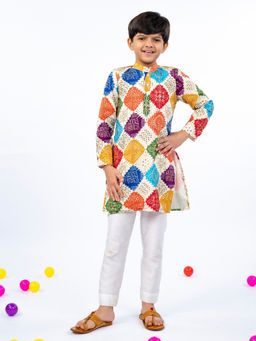 JILMIL - Embroidered Multi-Color Kurta and White Pant (Set of 2)