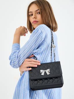 Styli - Women Black Textured Shoulder Bag with Metal Accent