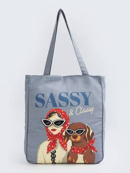 max - Women Sassy Design Tote Bag