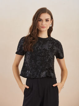 Latin Quarters - Women's Black Short Sleeves Round Neck Self Design Top