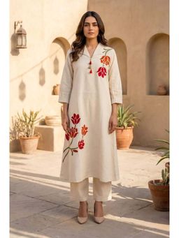 Autumnlane - Sargi Harp Embroidery Cotton Kurta with Pant