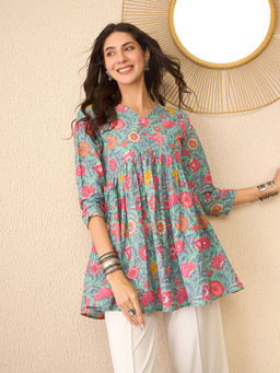 Vaamsi - Green Cotton Blend Floral Printed Regular Peplum Top