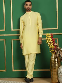Jompers - Men Yellow Solid Silk Blend Kurta with Pyjama