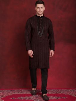 Jompers - Men Dark Maroon Embroidered Sequined Kurta with Pyjama