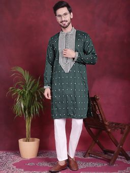 Jompers - Men Green Embroidered Sequined Kurta with Pyjama