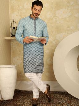 Jompers - Men Blue Ombre Embroidered Kurta with Pyjama