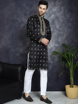Jompers - Men Black Floral Embroidered Kurta with Pyjama