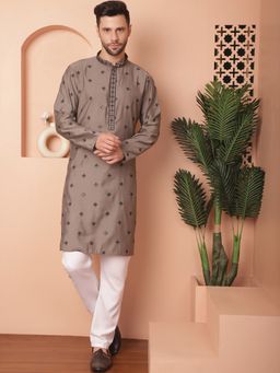 Jompers - Men Grey Embroidered Sequined Kurta with Pyjama
