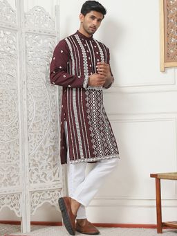 Jompers - Men Maroon Embroidered Sequined Kurta with Pyjama
