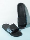 Black color option, Currently selected