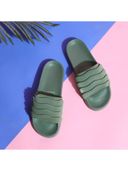 Green color option, Currently selected