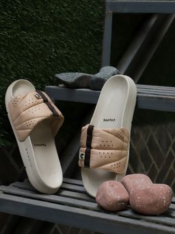 Chupps - Men Turbo Beige Casual Sliders