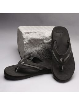 Chupps - TRIFUSE Black Flip Flops