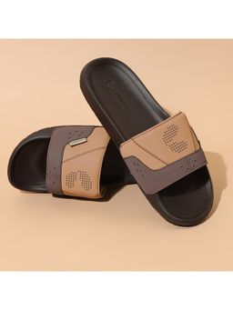 Chupps - Men Beige Striker Sliders