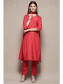 Red color option, Sold out, Currently selected