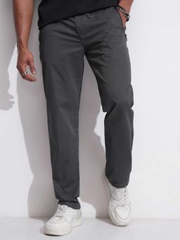 HIGHLANDER - Men Black Solid Relaxed Fit Trouser