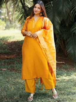 Gerua By Libas - Women Mustard Solid Kurta with Pant and Dupatta (Set of 3)