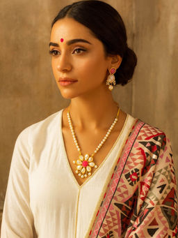 Digital Dress Room - Flower Pink Stone Pearl Necklace Set