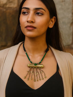 Digital Dress Room - Oxidised Silver Necklace Barrel-Shape with Green and Black Cord