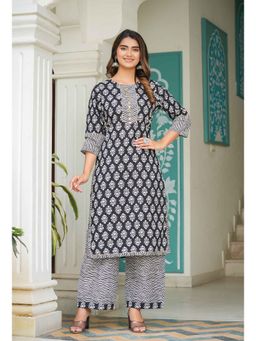 Yash Gallery - Black Floral Printed Straight Kurta with Printed Palazzo (Set of 2)