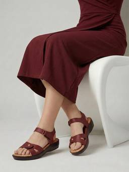 DENILL - Maroon Synthetic Leather Sandals
