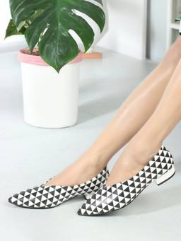 DENILL - White Patent Leather Ballerinas
