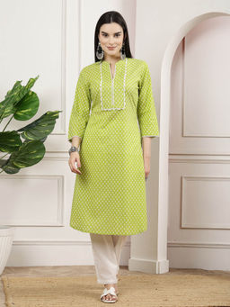 Nayam by lakshita - Women Green Kurta and Pants (Set of 2)