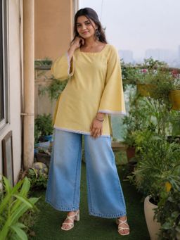 MYSHKA - Yellow Solid/Plain Regular Square Neck Kurti