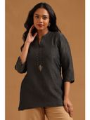 Charcoal color option, Currently selected