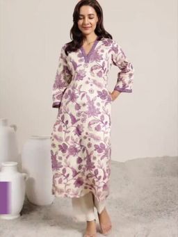 Surhi - Purple Floral Regular V-Neck Kurta