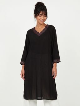 max - Black Embroidered Straight V-Neck Kurta