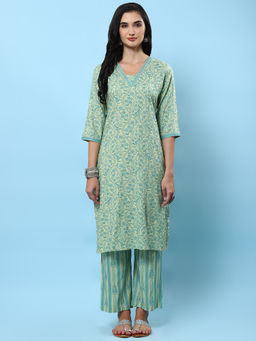 Shree - Women Rayon Green Floral Printed Kurta With Comfort Pants (Set Of 2)