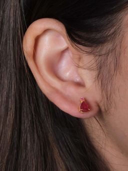 ANUSHKA JAIN JEWELLERY - 925 Ruby Drop Studs In Sterling Silver With Gold Vermeil