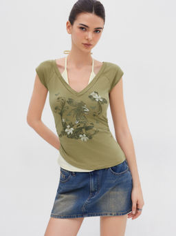 Cider - Cotton-blend Halter Neckline Graphic Two Tone Ruched Top