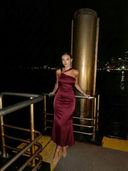 Burgundy color option, Currently selected