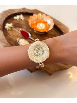 MasQ - Om Rakhi