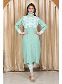 Green color option, Sold out, Currently selected
