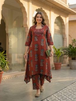 FASHOR - Women Brown Floral Printed Kurta with Pant