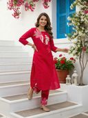 Red color option, Sold out, Currently selected