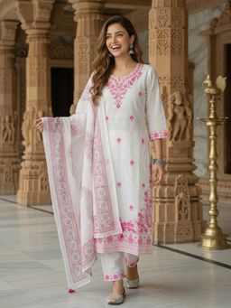 FASHOR - Women White Floral Embroidered Kurta with Pant and Dupatta