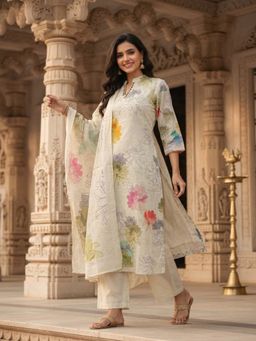 FASHOR - Women Off White Floral Printed Kurta with Pant and Dupatta